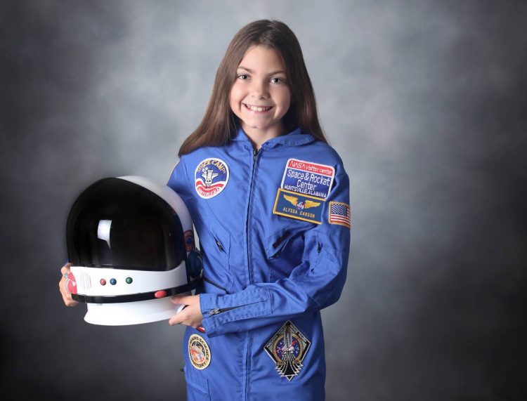 Alyssa Carson é a pessoa mais jovem a receber certificação e ir para o espaço