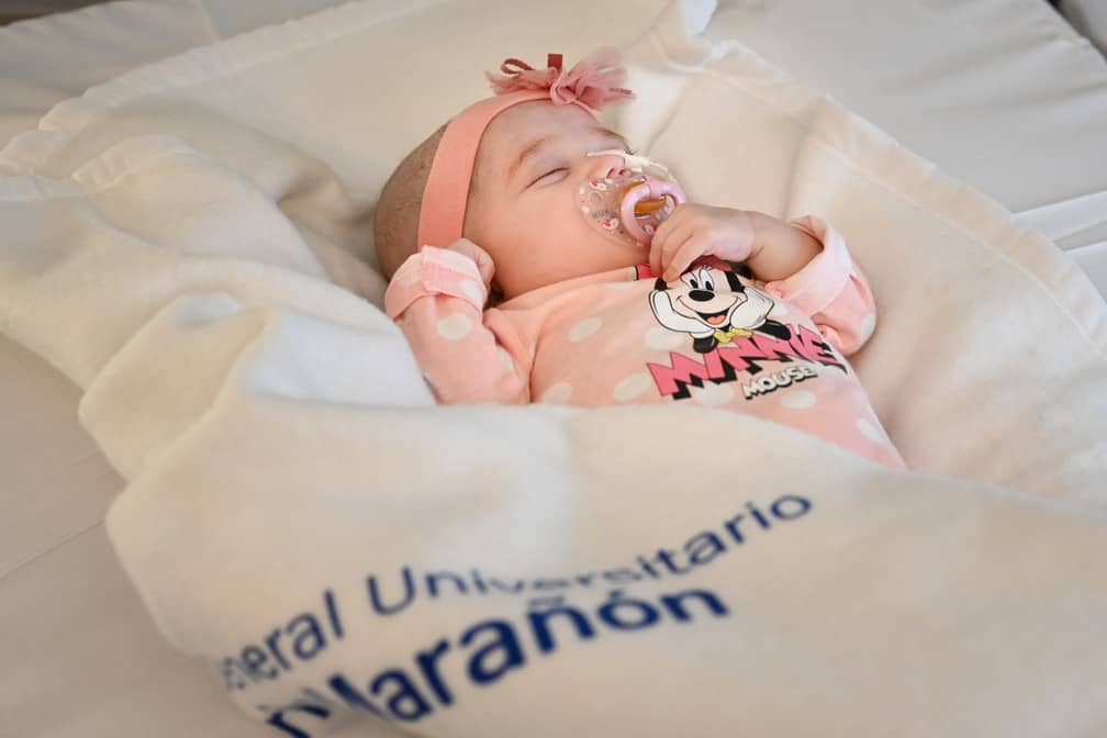 Bebê de 2 meses passa por transplante de coração inédito no mundo!