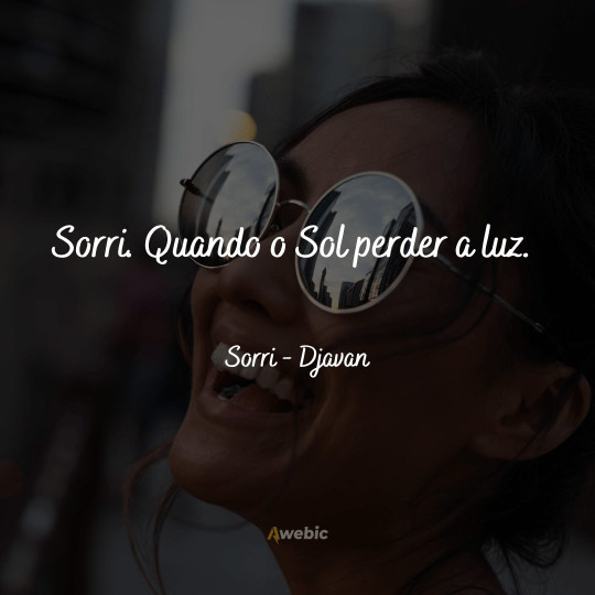 Trechos de músicas que falam sobre sorrisos: as melhores