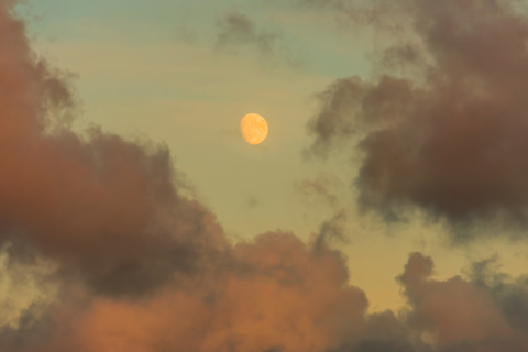 Fase da Lua de 28/05/2025: melhor momento para observar estrelas e planetas