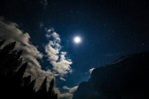 Ciclo da Lua hoje, 26/06/2025: explorando e observando cometas