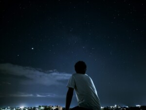 9 dicas para observar o céu sem telescópio e conseguir ver tudo