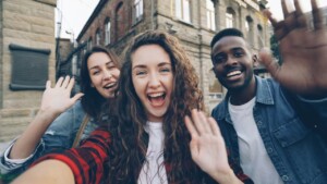 Dia da Amizade: Celebre Quem Está ao Seu Lado de Verdade