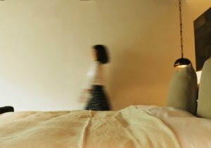 Aos que trabalham cuidando: poema para trabalhadores domésticos