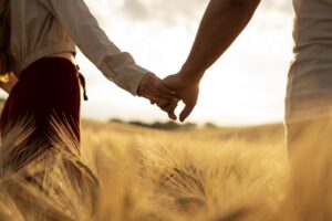 25 frases para você enviar para o seu amor e alimentar o romantismo da sua relação