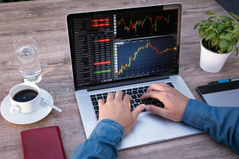 Configurações simples de estratégias de trading automatizado para traders iniciantes