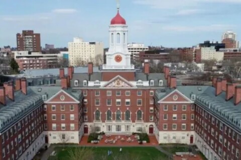 Filha de faxineira que não sabe ler passa em Harvard e mais 3 universidades aos 17 anos